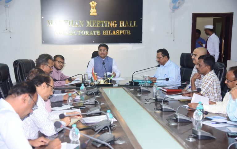 जिला-पशु-कल्याण-समिति-के-शासी-निकाय-की-बैठक-आयोजित.jpeg