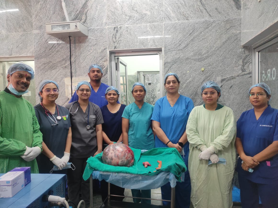सिम्स बिलासपुर में सफल ऑपरेशन, 65 वर्षीय महिला के पेट से निकाला गया 10 किलो का ट्यूमर