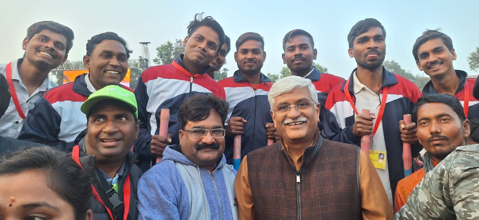 गणतंत्र दिवस 2026 रिहर्सल में केंद्रीय पर्यटन एवं संस्कृति मंत्री ने छत्तीसगढ़ के गेड़ी लोक कलाकारों का बढ़ाया मनोबल